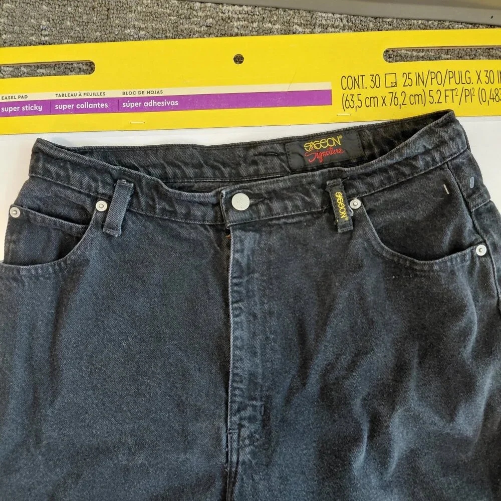 Vintage Sasson High-Rise Straight Leg Jeans — Distressed 90s/80s Denim —Sz 17/18